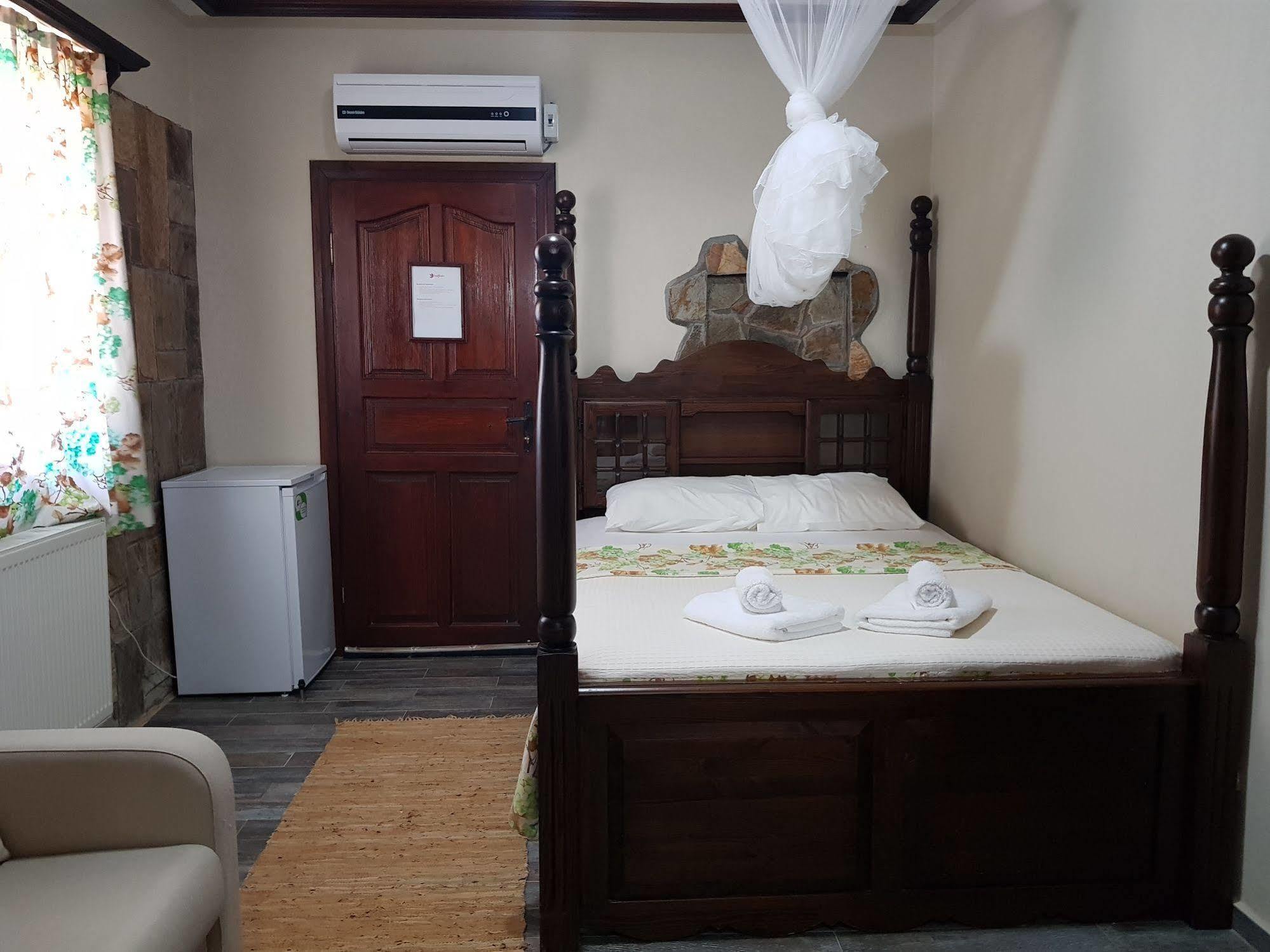 Bagban Bozcaada Bed & Breakfast Exterior photo